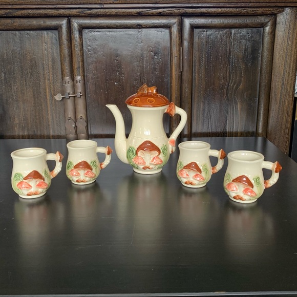 Haruta Other - HOST PICK Vintage Haruta Empress Mushroom Tea Set